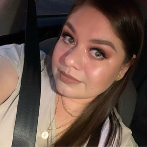 Meet your Posher, Marlen